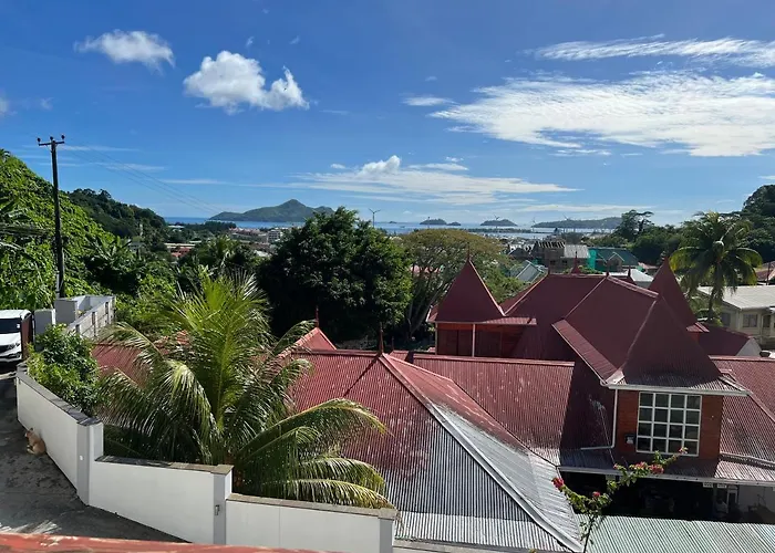 Hotel Hilltop Boutique 3*