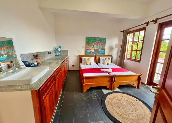 Hilltop Boutique Hotel 3*